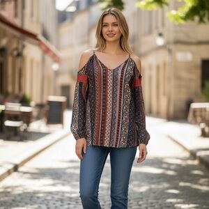 NWT Earthbound 100% Viscose Cold Shoulder Spaghetti StrapMulticolored Top Size S